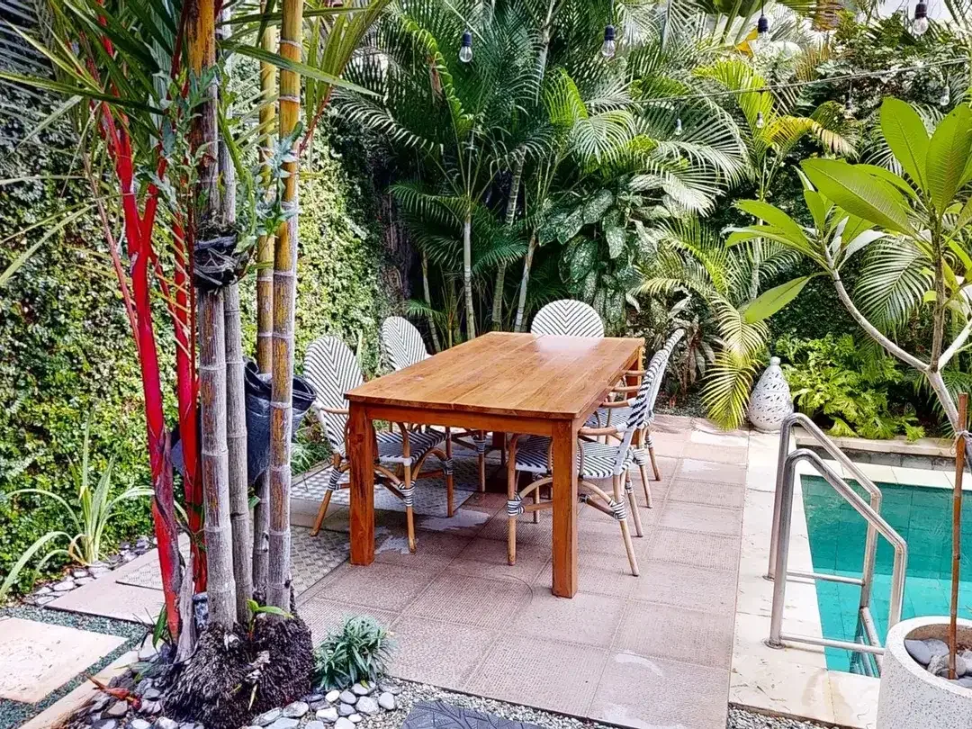 Freehold - Luxurious 2-Bedroom Tropical Villa in Premier Canggu Location - Image 2 of 10