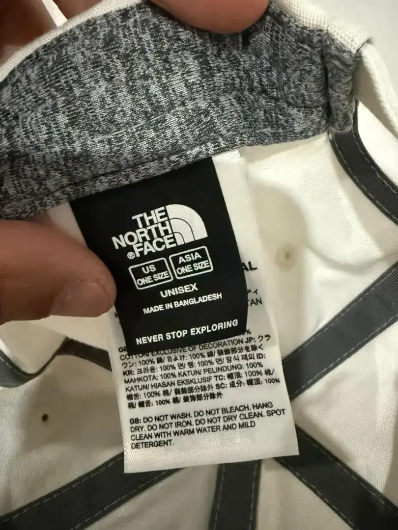 Topi The North Face Asli Putih - Image 3 of 4