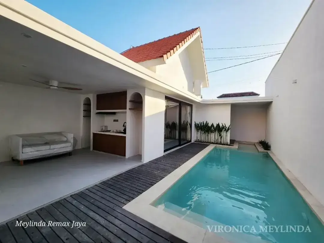 VILLA MEDITERRANEAN LEASEHOLD – SANUR. - Image 1 of 10