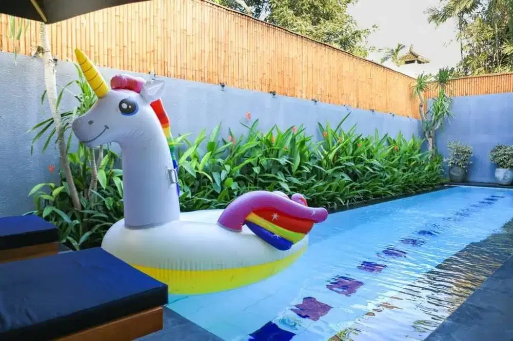 BEAUTIFUL 3 BEDROOMS VILLA SEMINYAK - Image 2 of 10