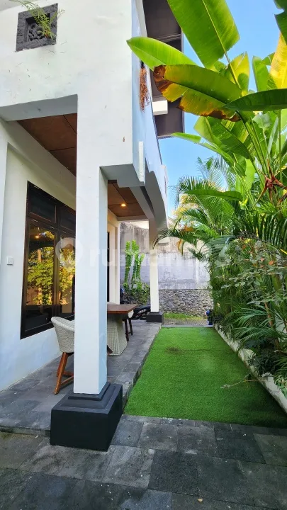 Villa Cantik 3 Kamar di Kerobokan Lokasi Strategis Fully Furnish - Image 3 of 4