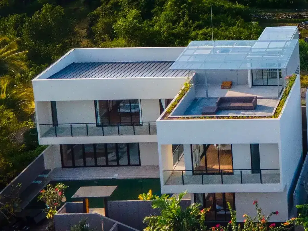 TROPICAL LUXURY MODERN VILLA WITH OCEAN VIEW DI UNGASAN DEKAT GWK - Image 1 of 10
