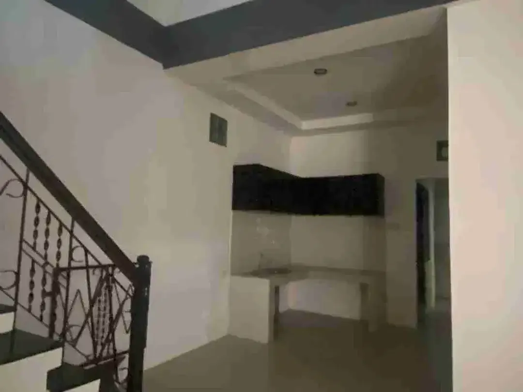 Rumah Minimalis Modern 5 Kamar Strategis di Palapa Sidakarya - Image 8 of 9