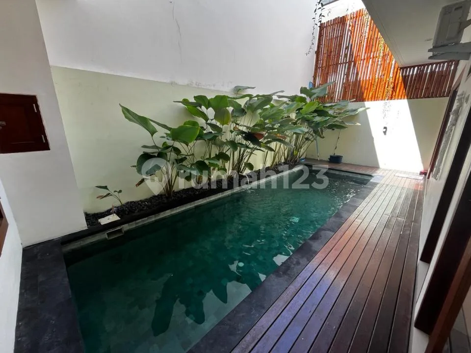 Modern 4 Bedroom Villa In Seminyak - Image 4 of 4