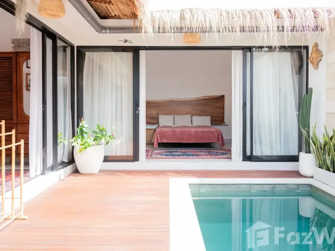 2 Bedrooms living museum villa for sale leasehold in Bali - Image 1 of 9