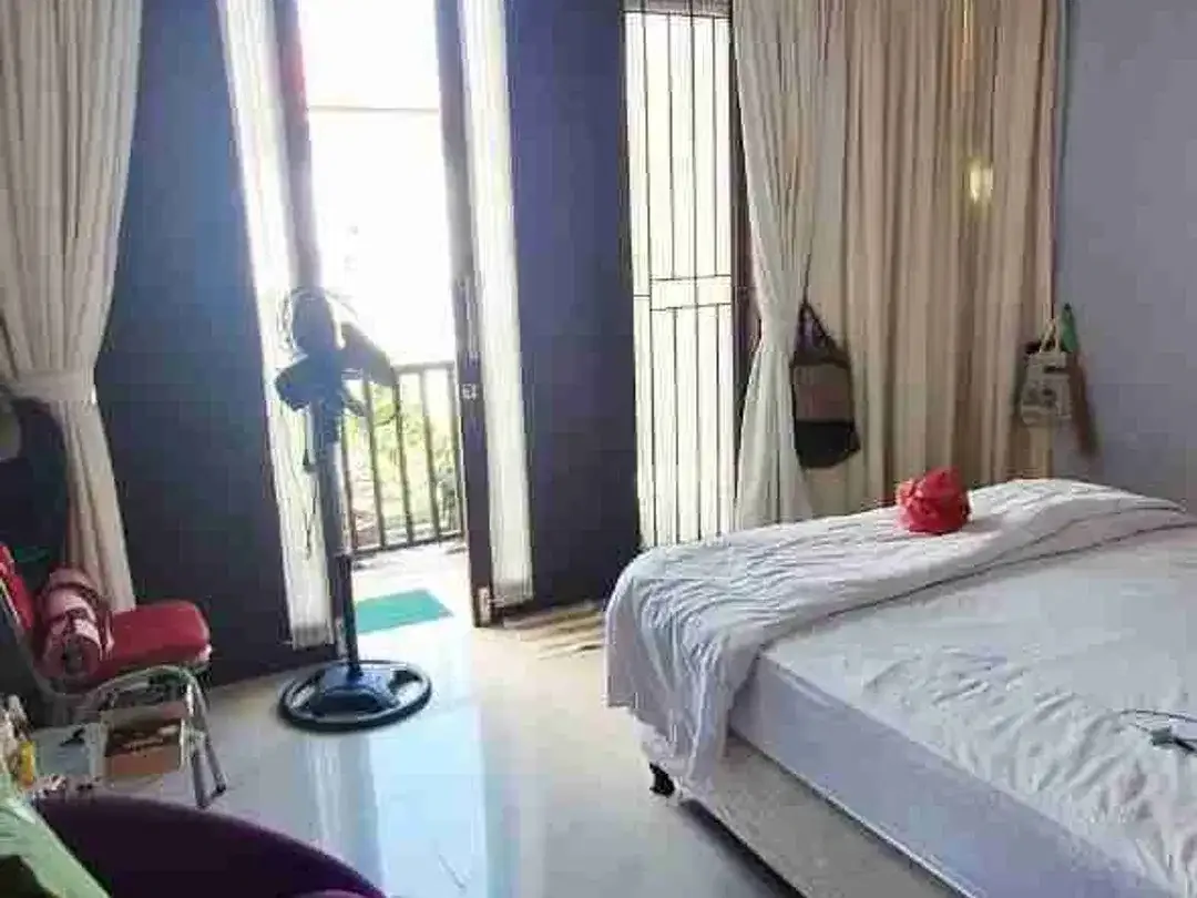 di jual rumah minimalis 2lantai di pusat renon - Image 1 of 6