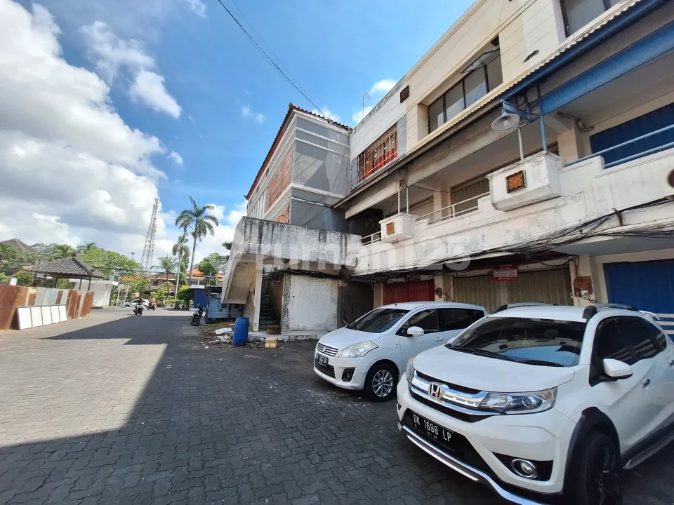 3 Ruko Gandeng 3 Lantai di Sudirman Agung - Image 3 of 4