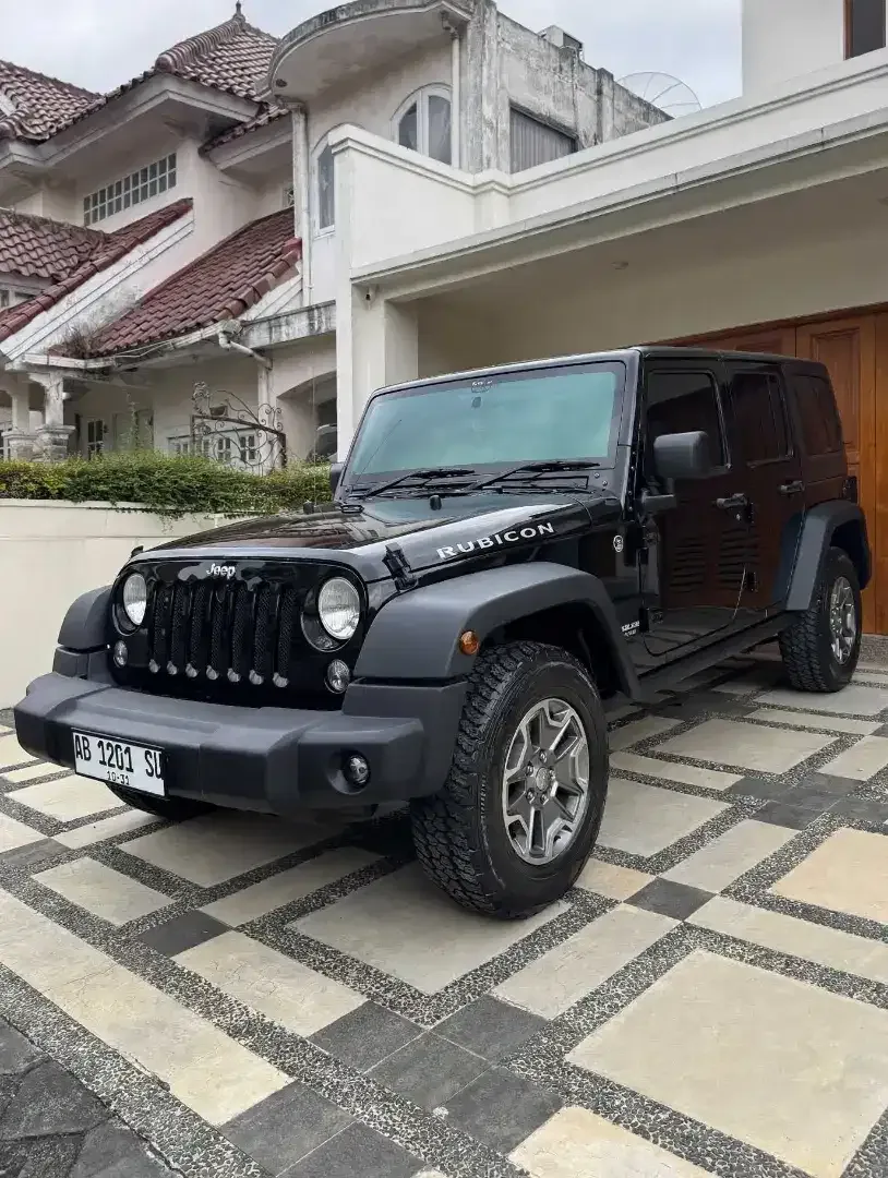 JEEP WRANGLER RUBICON UNLIMITED 3.6 AT 4X4 - Image 5 of 10