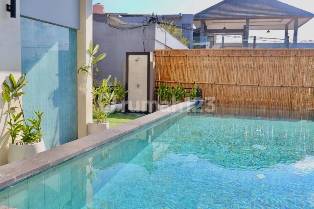Villa Dijual Lokasi Ungasan - Image 1 of 4