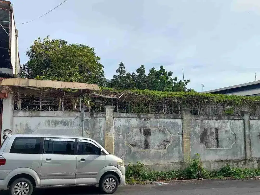 Tanah SHM Jalan Bajataki Gatsu Barat Denpasar Zona Perdagangan dan Jasa - Image 1 of 4