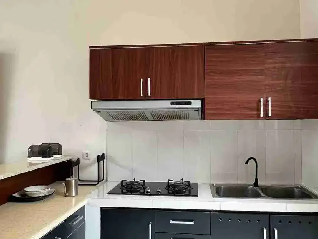 Villa 1lt Furnished Lokasi Jl Pantai Berawa Canggu SHM & IMB area Strategis Hunian / Investasi.rg - Image 8 of 10