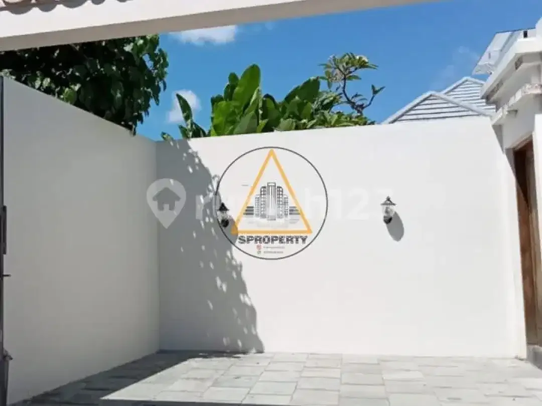 BEAUTIFUL TROPICAL VILLA LOCATED AT JIMBARAN - Image 5 of 5