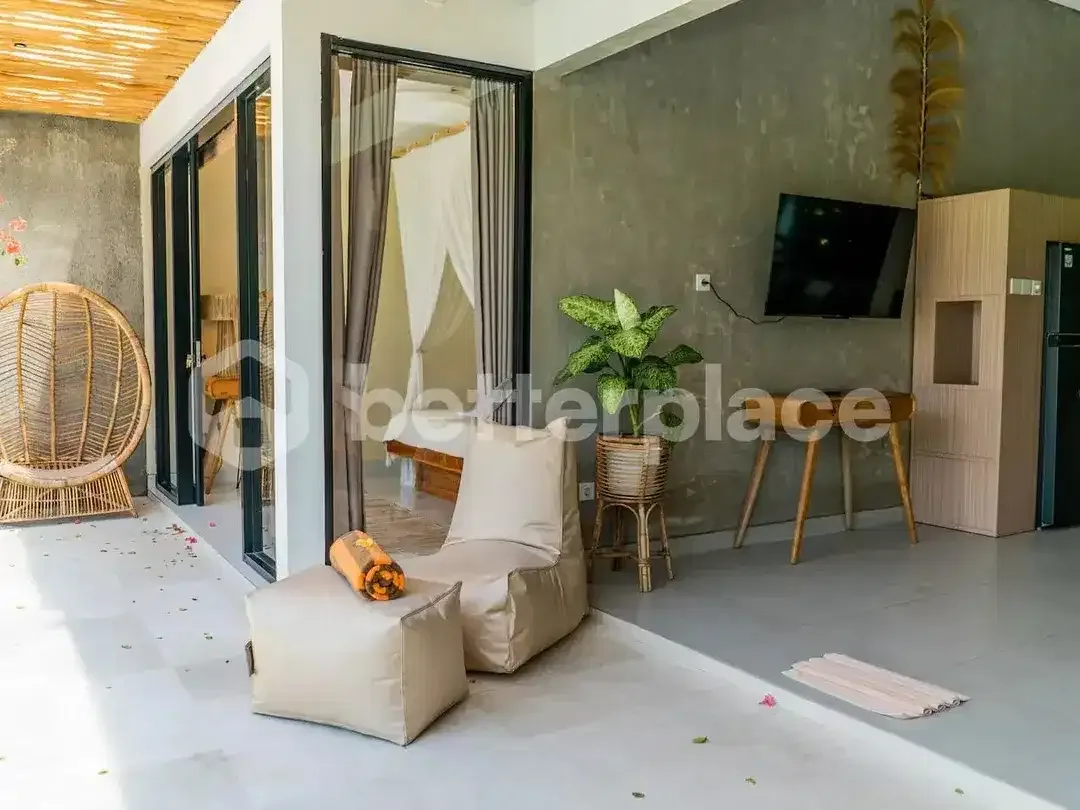 Modern 2 Bedroom Villa with Garden in Kerobokan - Image 5 of 10
