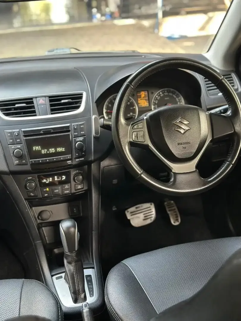 SWIFT GX 2014 MATIC LOW KM ISTIMEWA TERIMA DK - Image 9 of 10