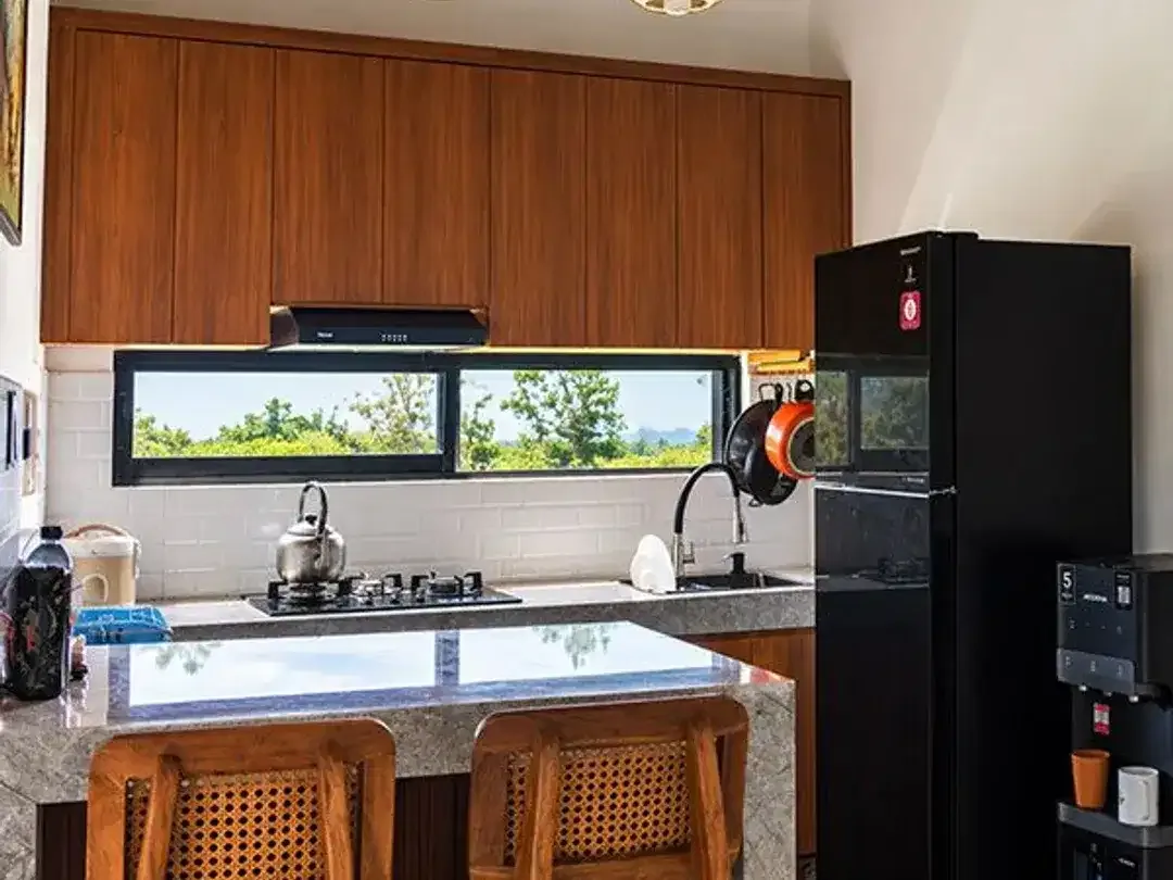 [Amr-043.Rkw] Brand New 5-Bedroom Villa For Rent In Pabean Beach, Ketewel, Gianyar, Bali - Image 9 of 10
