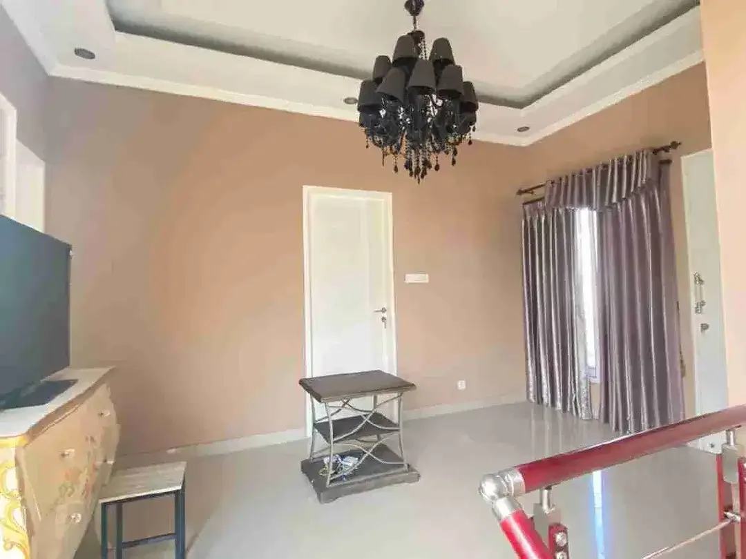 Rumah Sewa di Kerobokan Dekat Seminyak – Jl. Mertanadi, 4 Kamar Tidur, Private Pool - Image 6 of 9