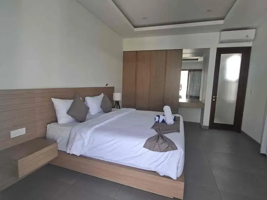 3BR VILLA FULLY FURNISHED FOR RENT – KEDAMPANG, KEROBOKAN, KUTA UTARA - Image 2 of 10