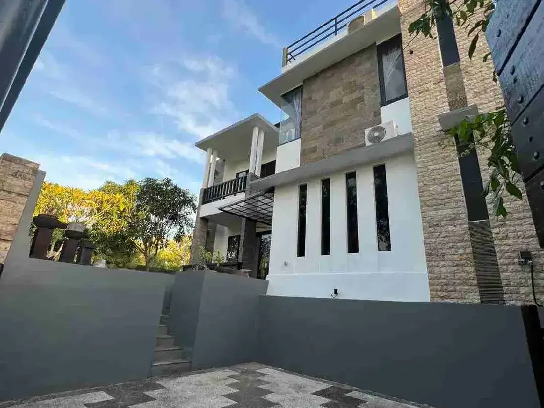 Dijual Rumah Semi Villa DREAMLAND PECATU GRAHA
‎ - Image 1 of 10