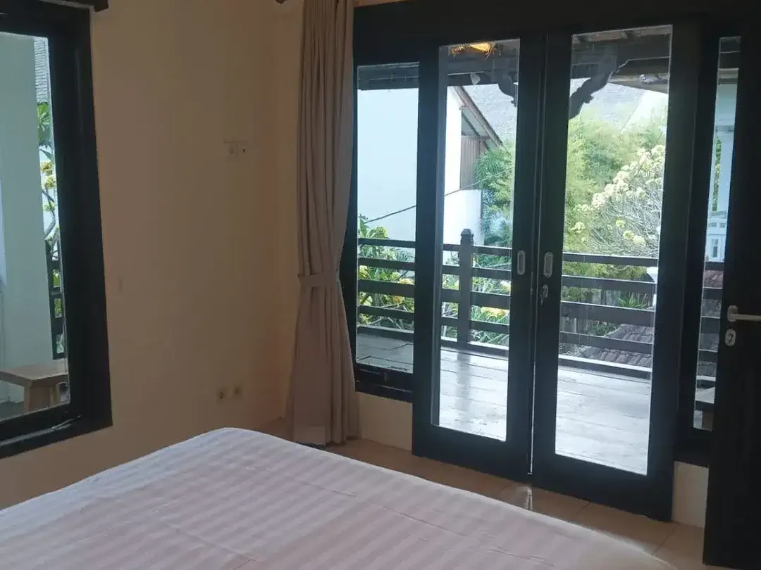 Luxury 3BR Villa in Prime Pererenan Location - Image 10 of 10