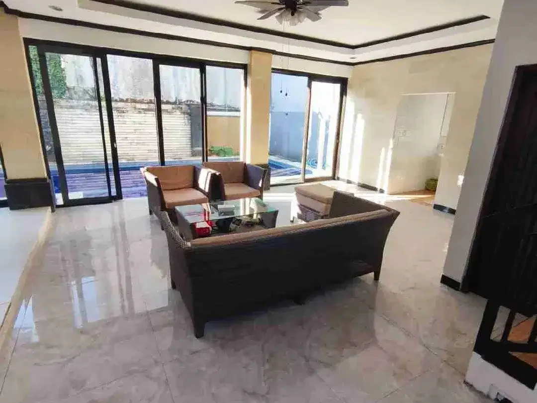 For Sale Rumah Mewah Ada Pool Muding Kerobokan Jl8mtr Garase 2Mobil - Image 6 of 10