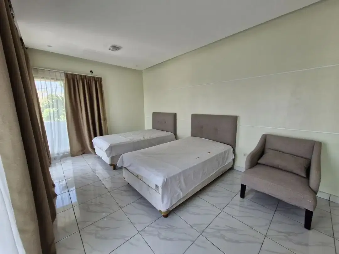 VILLA OCEAN VIEW DALAM KOMPLEKS DI NUSA DUA - Image 6 of 10