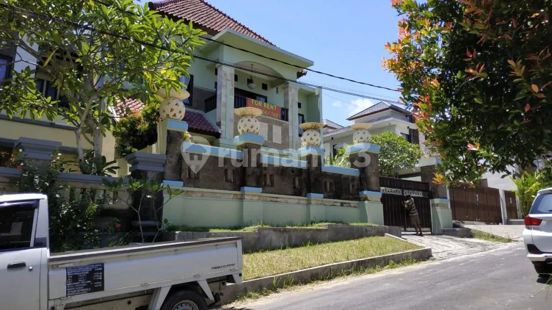 Villa Mumbul Nusa Dua Bali Siap Huni Ada Pool - Image 1 of 4