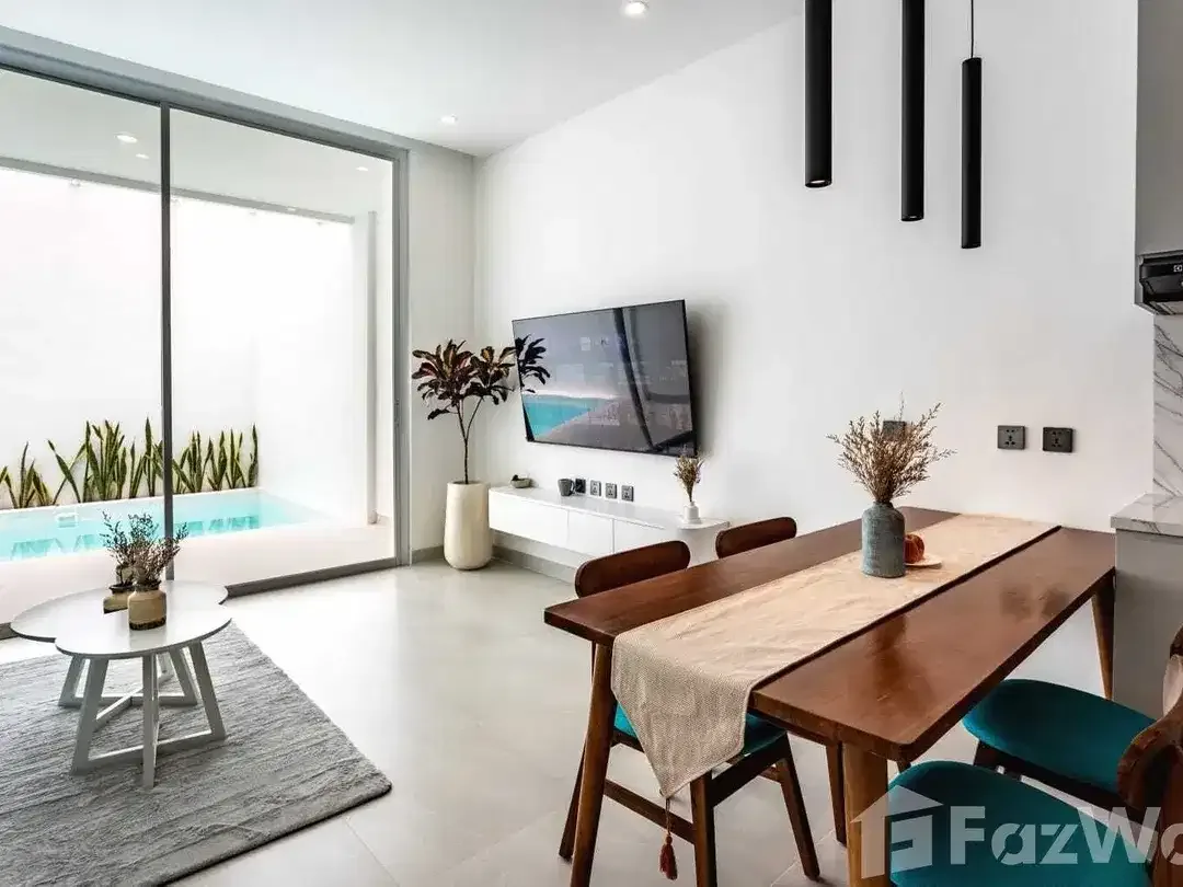 2 Bedroom Townhouse for sale in Seminyak, Bali - Image 2 of 10