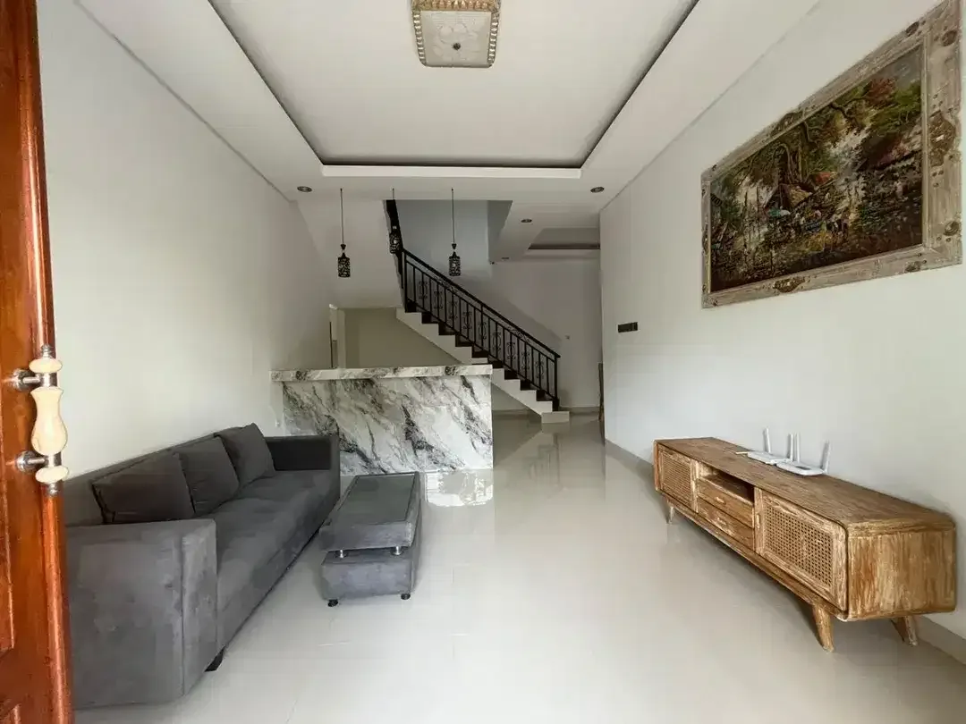 Spacious Fully Furnished 4-Bedroom Villa For Rent In Tanjung Benoa - Image 4 of 10