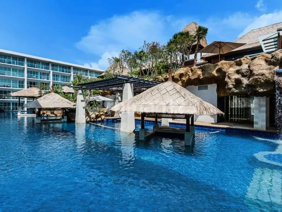 CEPAT! MURAH! NEGO SAMPAI JADI! Condotel The Sakala Resort - Deluxe Pool View Suite, Kuta Selatan - Bali - Image 4 of 4