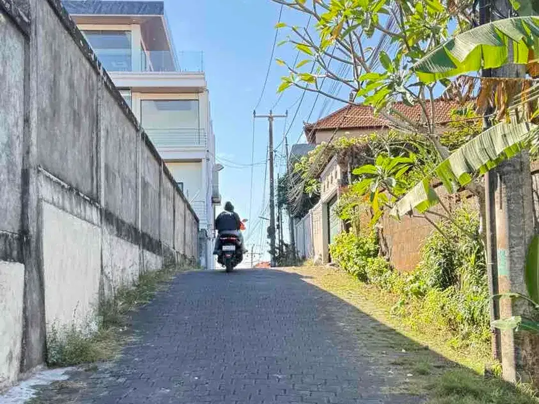 DIJUAL TANAH STRATEGIS – UNGASAN, KUTA SELATAN, BALI - Image 2 of 10