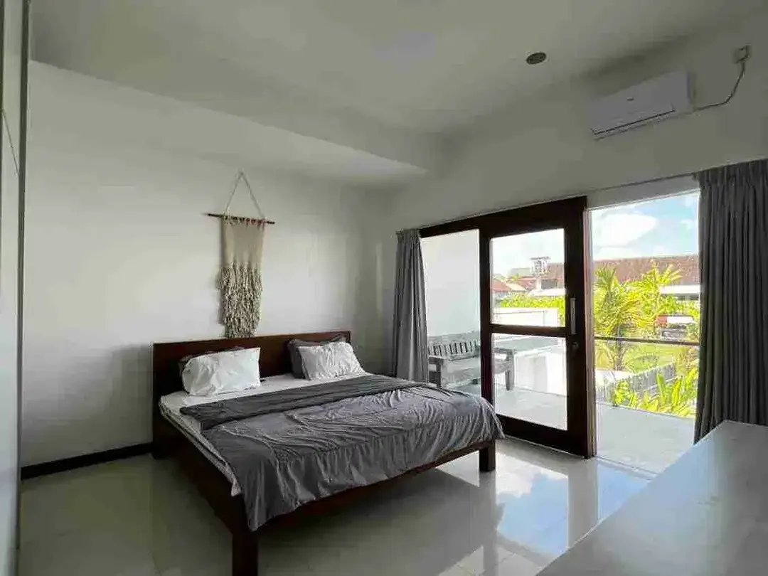 Villa Furnish 2Lt 230M2 Hanya 50Mtr Dari Raya Canggu Dkt Pantai Berawa - Image 7 of 10