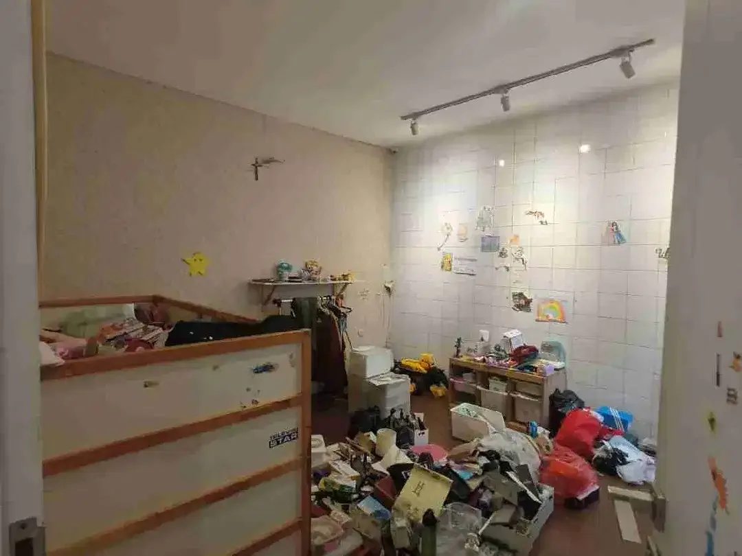 DIJUAL RUMAH LANTAI 2 SHM IMB LENGKAP DEKAT MALL TSM CN - Image 6 of 10