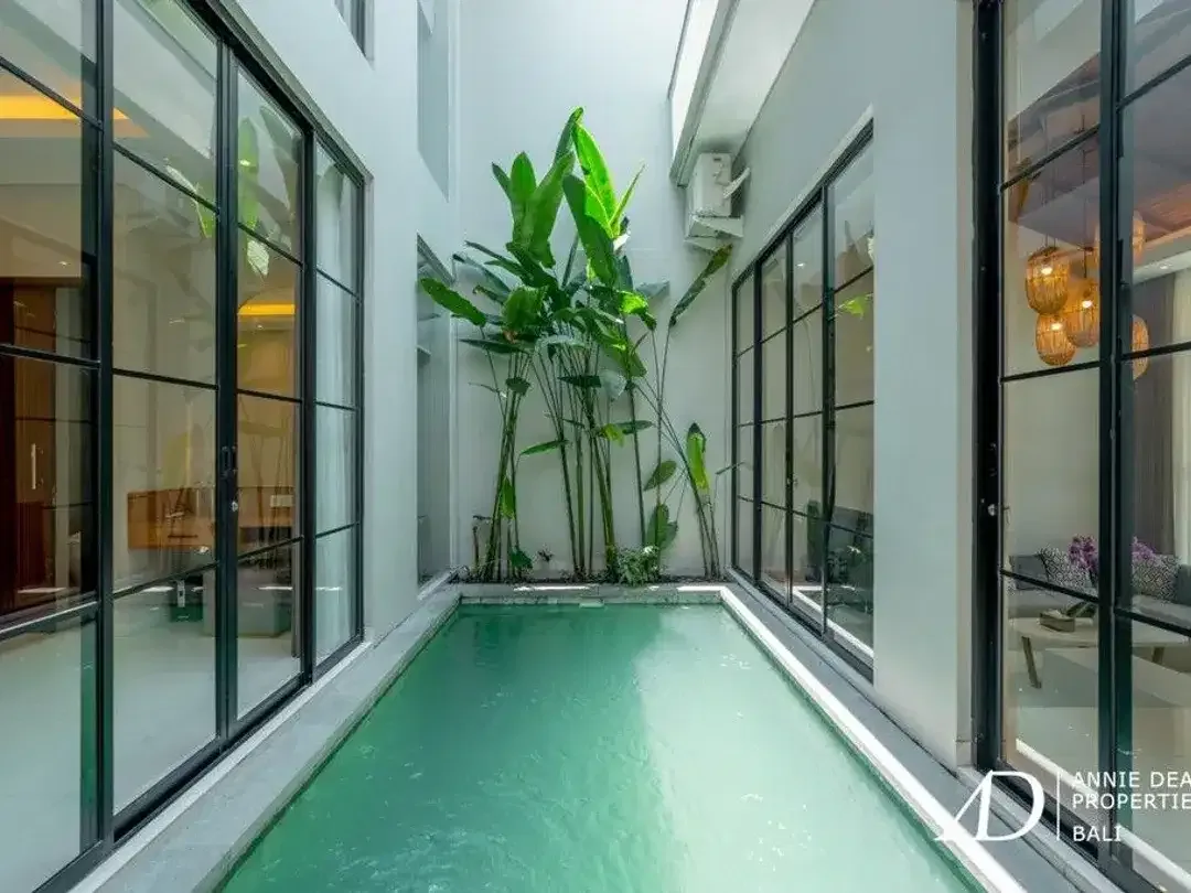 FREEHOLD 2 BEDROOM VILLA SET WITHIN GATED COMMUNITY IN CANGGU - Image 1 of 9