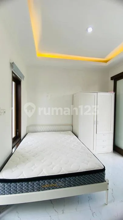 Villa 4 Kamar Furnish Kolam Renang Strategis Puri Gading Jimbaran - Image 4 of 4