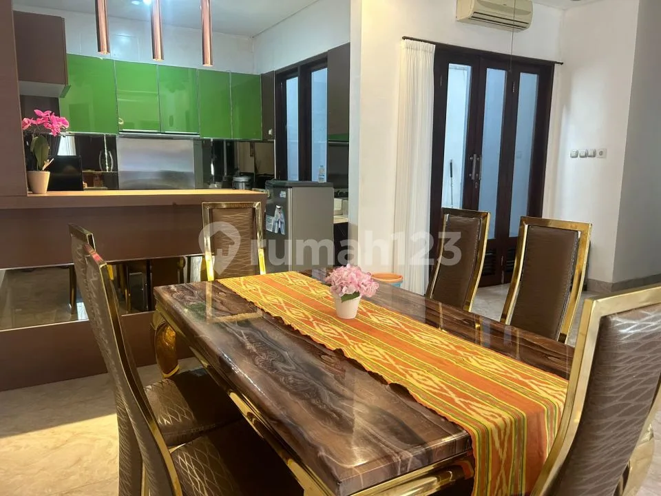 Samatha Residence, Taman Giri, Benoa, Mumbul, Nusa Dua. Full Furnish - Image 3 of 4