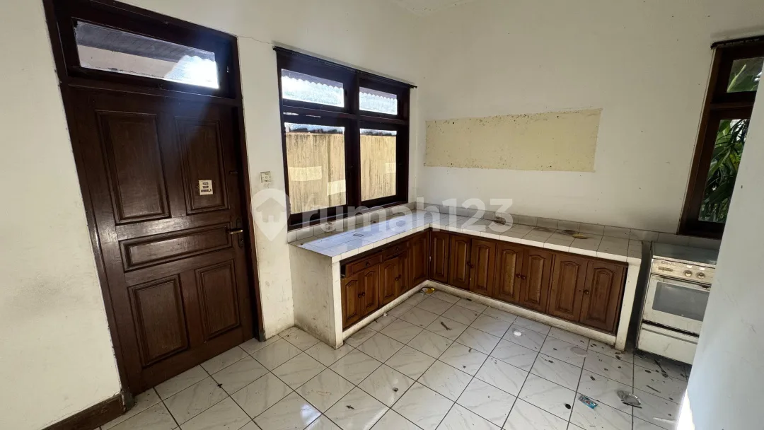 Disewakan Rumah Jalan Raya Puputan Renon Denpasar - Image 3 of 4