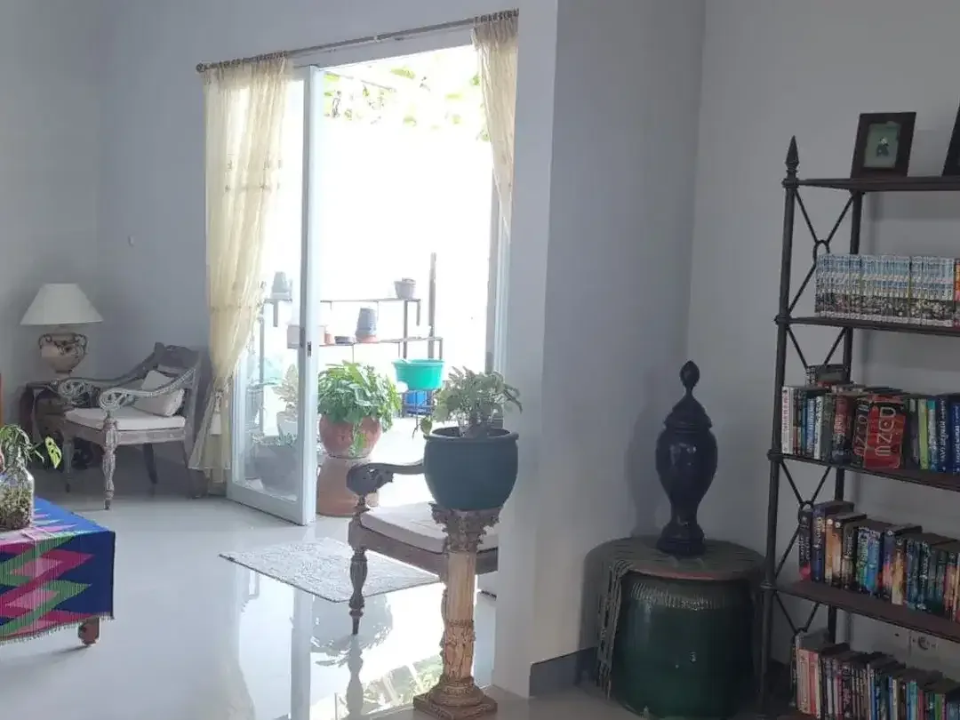 Freehold-Family-Friendly House for Sale in Padang Sambian, Bali - Image 5 of 10
