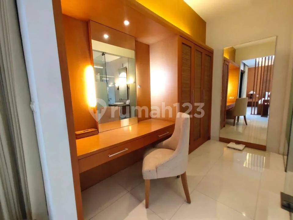 Dijual Villa Mewah di Pusat Seminyak, Bali - Image 3 of 4