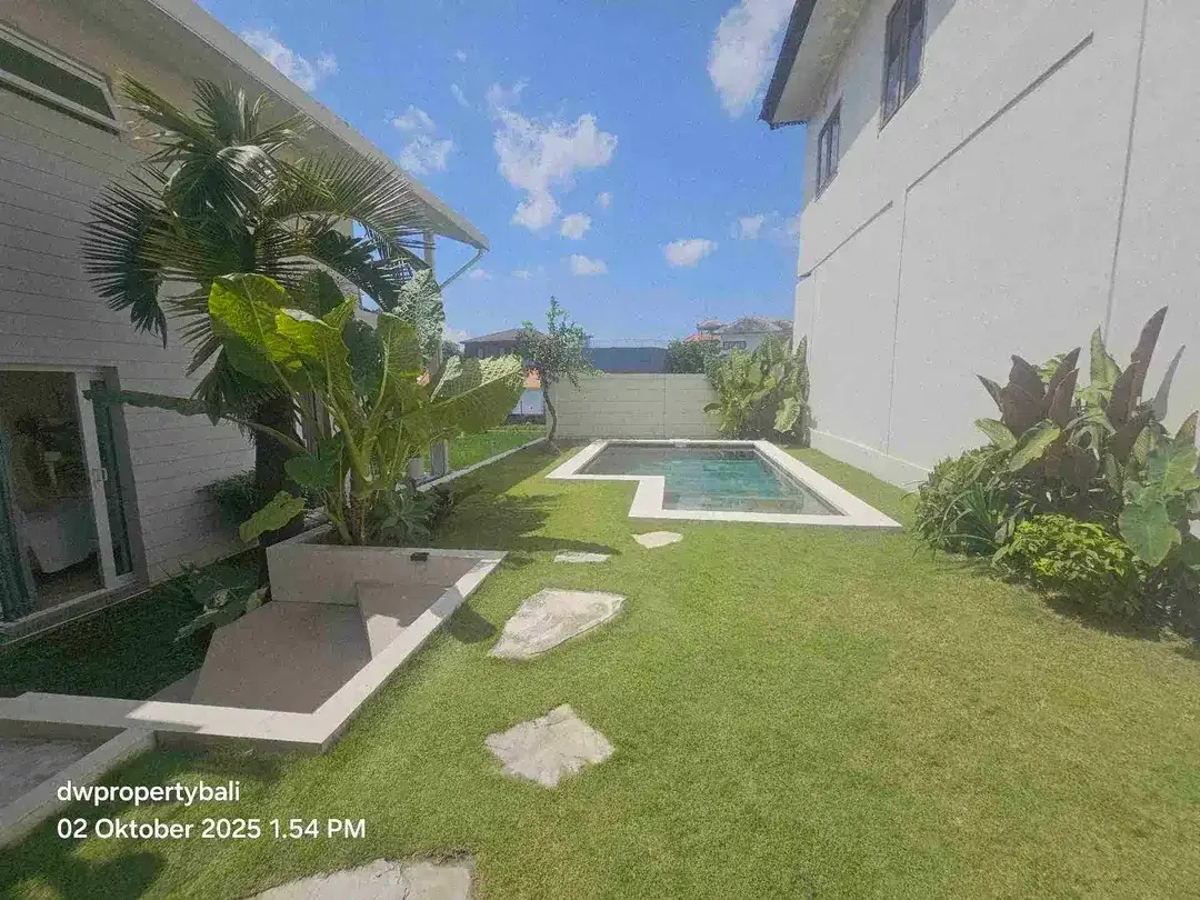 dijual villa lantai 2 view sawah canggu - Image 1 of 10