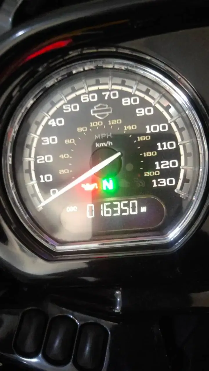 Harley Road Glide Ultra 2016 CVO - Image 4 of 4