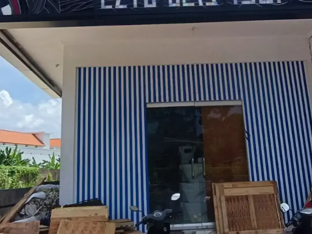 RUKO STRATEGIS 3 LANTAI DI SUNSET ROAD SEMINYAK KUTA BADUNG, BALI - Image 2 of 7