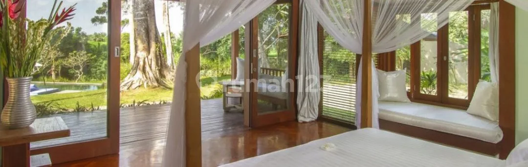 Private Villa, 5 Bedrooms For Yearly Rental,Cemagi - Image 3 of 4