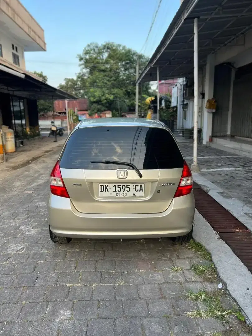 Honda Jazz idsi 2004 manual - Image 4 of 9