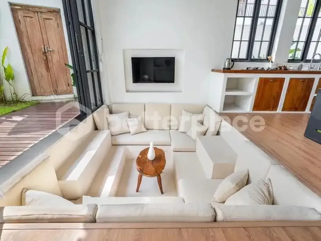 Turnkey Elegance Above Jimbaran — Newly Completed 3-Bed Villa with 5x6m Private Pool, Landscaped Garden, and Full Pondok Wisata Licence - Image 3 of 10