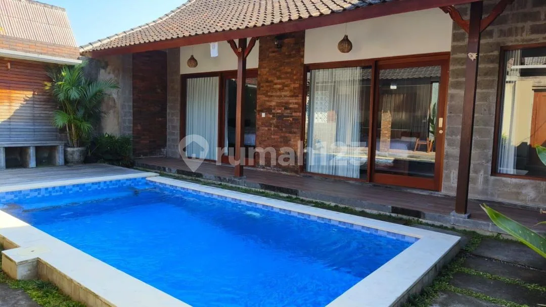 Yearly Rental Brand New Villa Unfurnished In Padonan Close Canggu Bali - Image 1 of 4