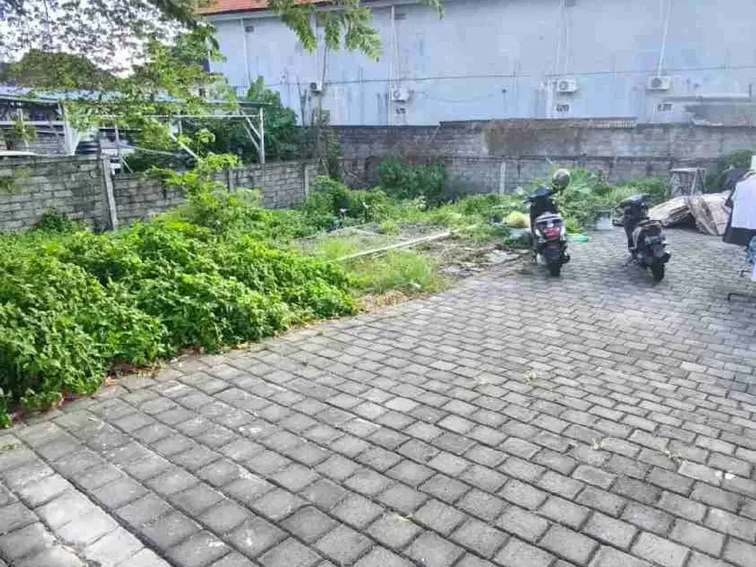 Jual Tanah 2 plot Luas 105m² & 105m² Lokasi Jl Pidada Ubung area Lingkungan Perumahan Elite Denpasar Tidak Banjir.Rh - Image 1 of 8