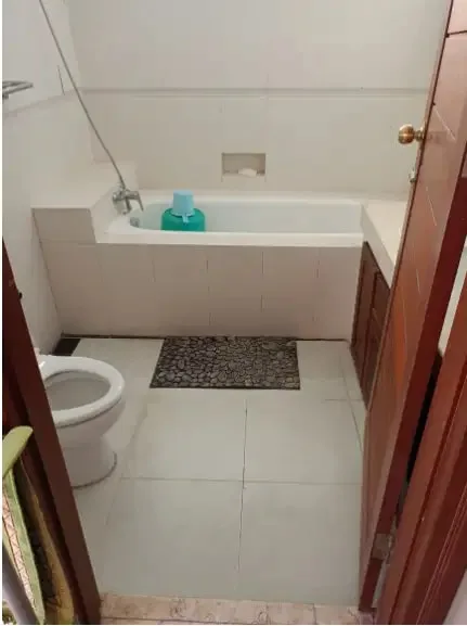 Villa Jual Di Jalan Dewi Sri, Legian, Kuta, Bali - Image 10 of 10
