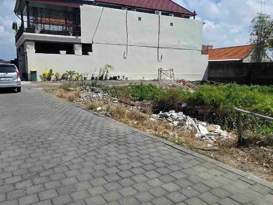 Jual Tanah Zona Kuning luas 144m/1.44are lokasi area jl Batur Sari dekat pantai sanur area investasi.kkli - Image 3 of 6