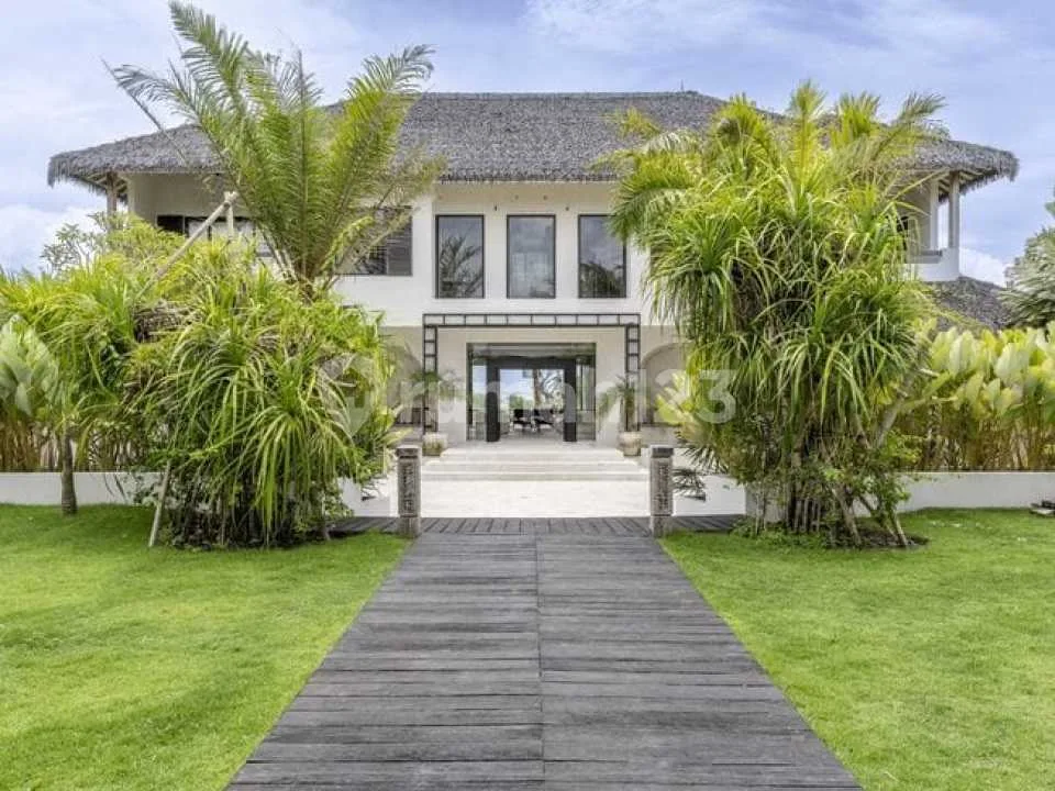 Luxury Villa Pantai Seseh Canggu 6Kamar 1563M2 - Image 3 of 4