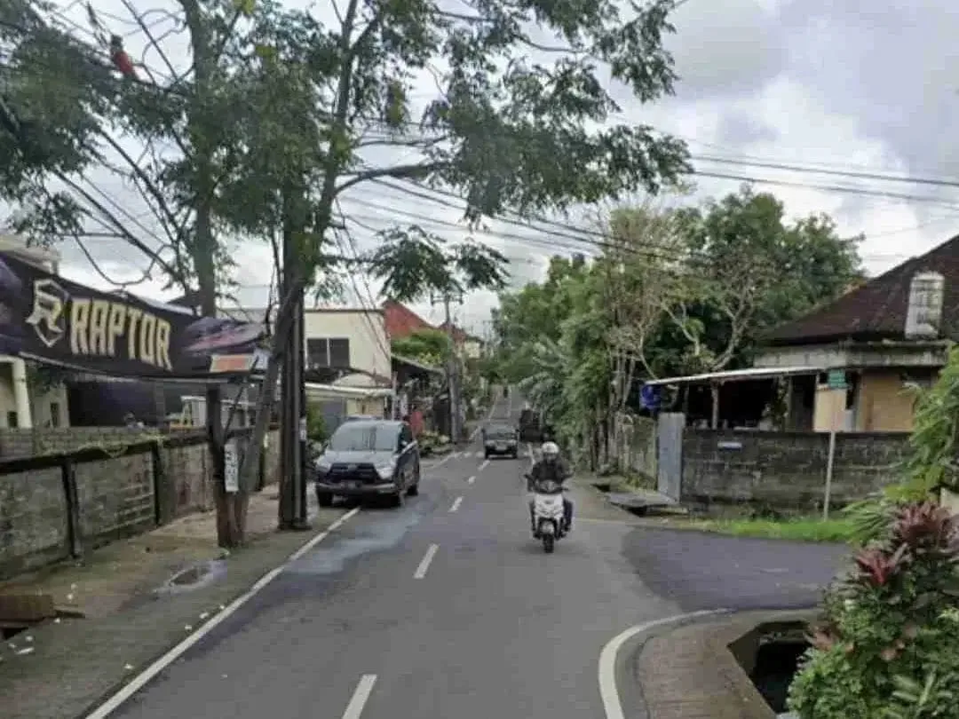 Rumah Halaman Luas Buluh Indah Gatot Subroto Barat Denpasar - Image 5 of 10
